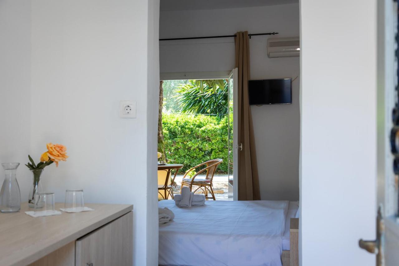 Wilde Rose Hotel Дасія Екстер'єр фото